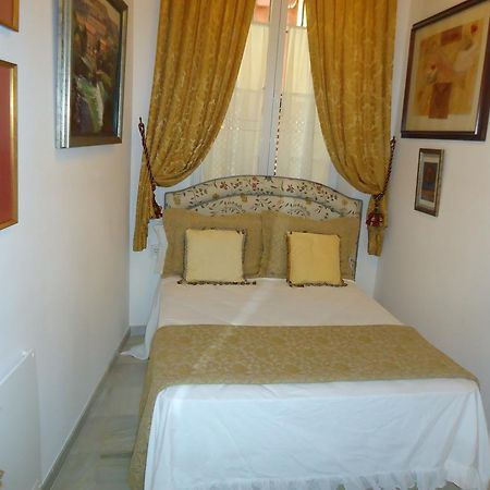 Casa Senorial En Sevilla Centro,Calle Marmoles מראה חיצוני תמונה