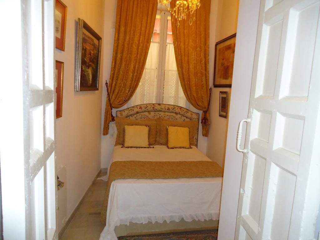 Casa Senorial En Sevilla Centro,Calle Marmoles מראה חיצוני תמונה
