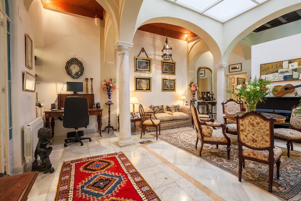 Casa Senorial En Sevilla Centro,Calle Marmoles מראה חיצוני תמונה